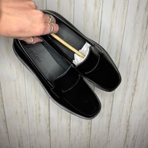 Everlane Womens 8.5 Classic Black Loafers
